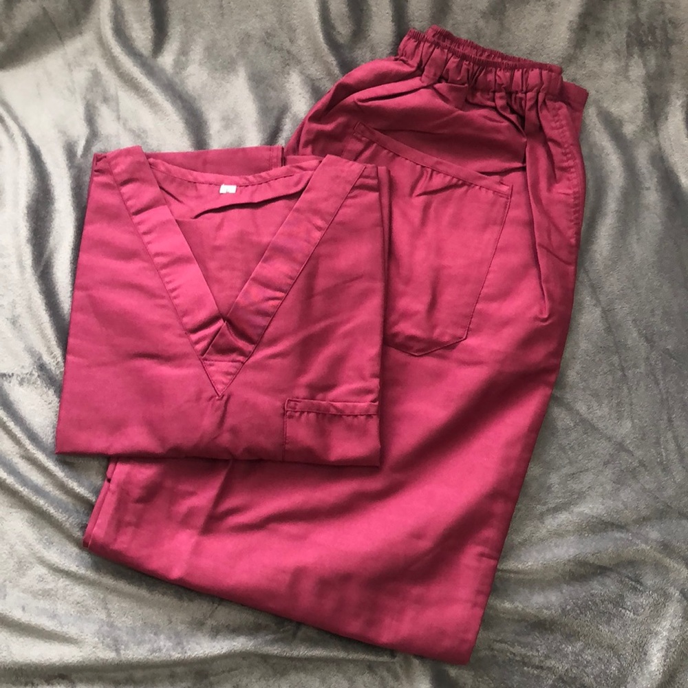 Women's V-Neck Scrub Top and Elastic Waist Pants Set — Burgundy